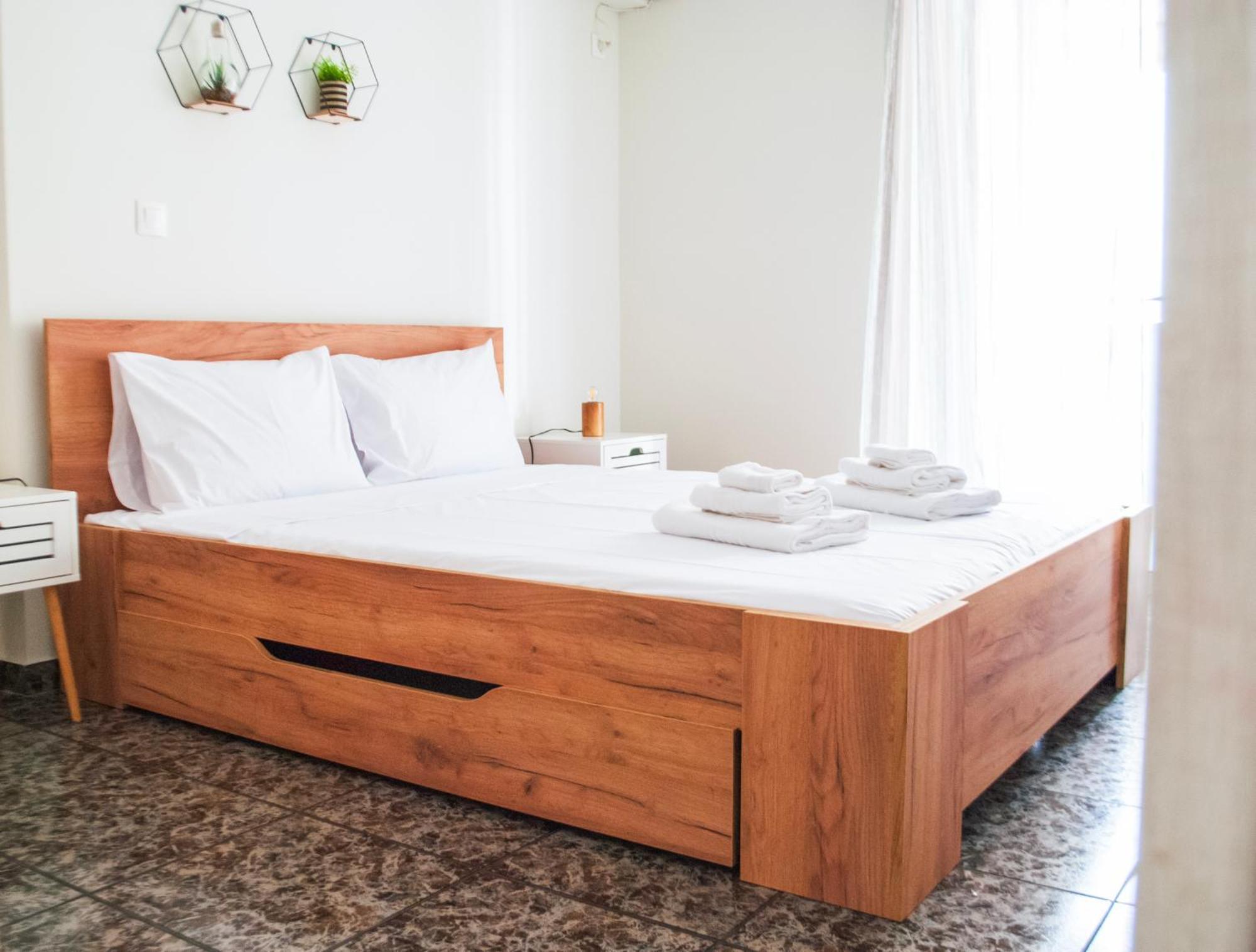 Apartment Your Athenian Hideaway: Cozy In The Center *